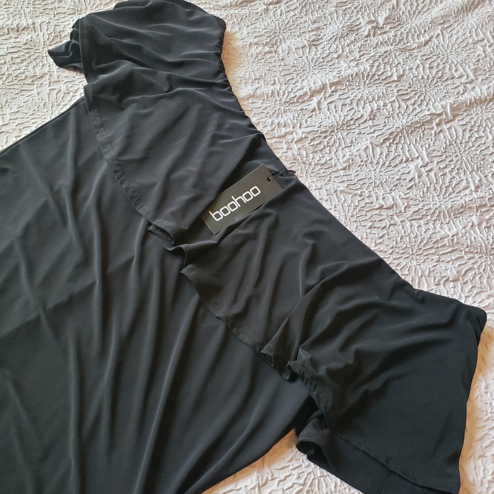 Boohoo Black Off-the-shoulder Bodysuit
